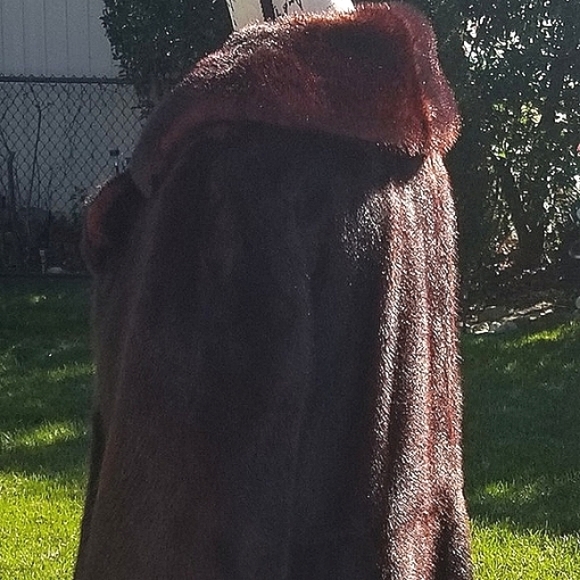 FULL LENGTH FUR COAT VINTAGE - Picture 8 of 9